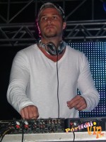/album/galeria%20de%20fotos%3a%20reveillon%20feij%c3%a3o%20de%20corda-/feij%c3%a3o%205-jpg/